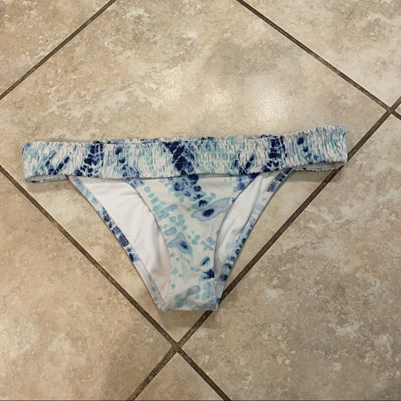 victoria’s secret bathing suit bottoms
